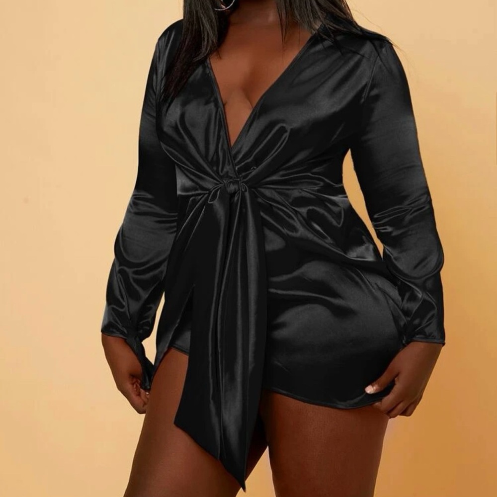 V Neck Knot Front Dress 1XL